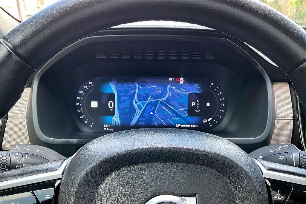 Certified 2025 Volvo XC90 B5 Plus AWD/4WD image 29