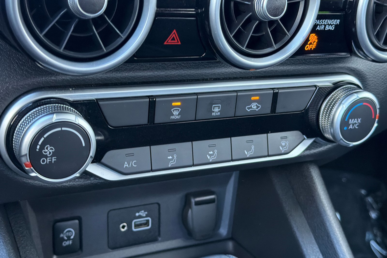 Used 2024 Nissan Sentra S image 19