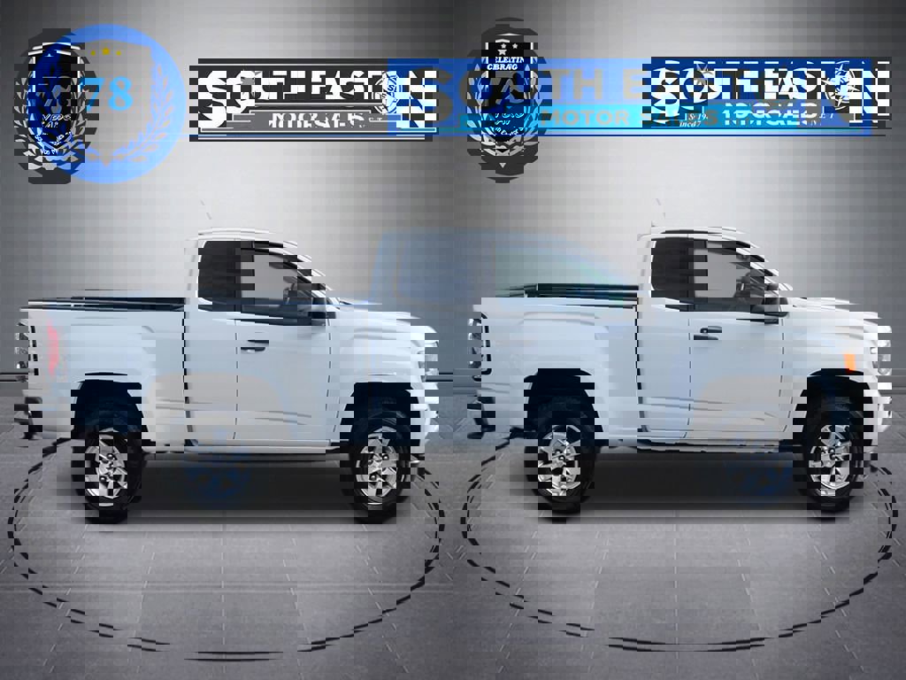 Used 2016 GMC Canyon W/T image 8