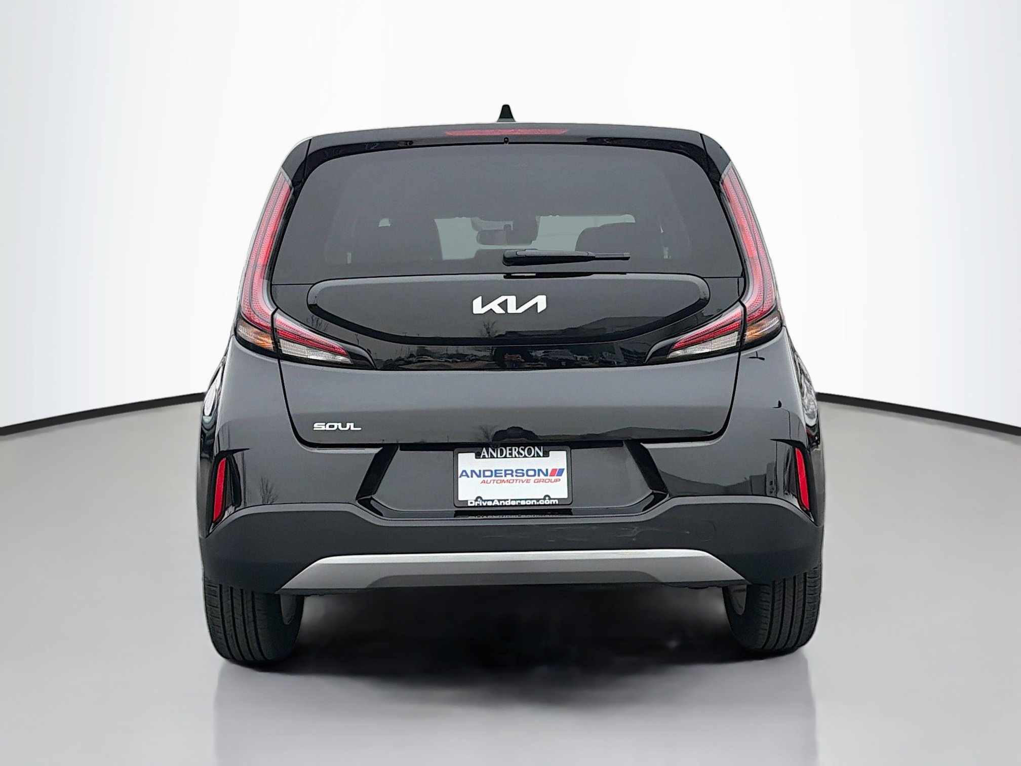 Used 2025 Kia Soul LX image 16