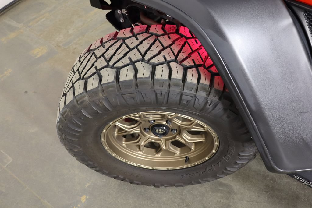 Used 2022 Jeep Gladiator Mojave AWD/4WD image 37