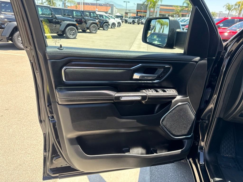 Used 2025 RAM 1500 Laramie AWD/4WD image 13