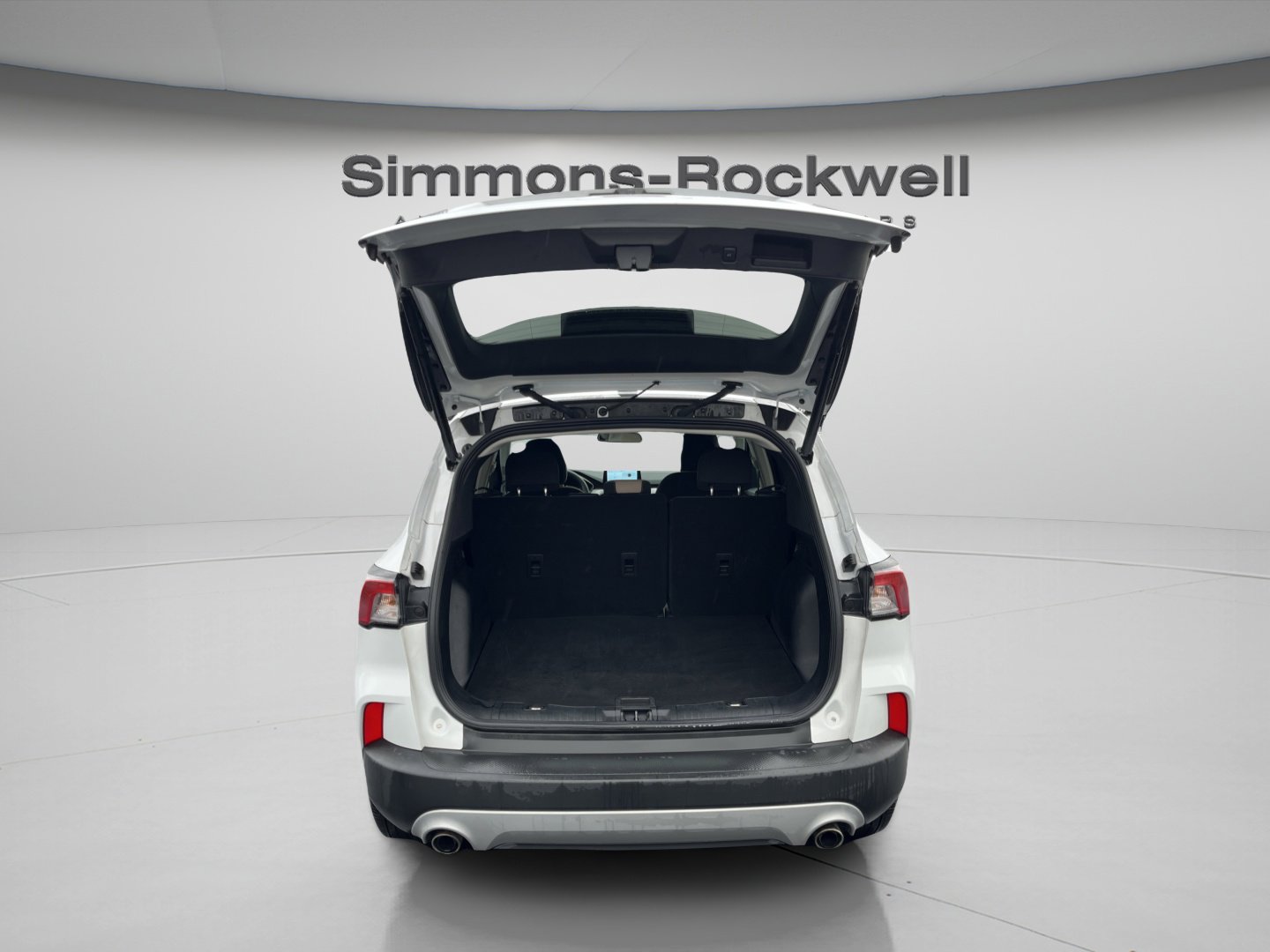 Used 2022 Ford Escape SE w/ Convenience Package image 3