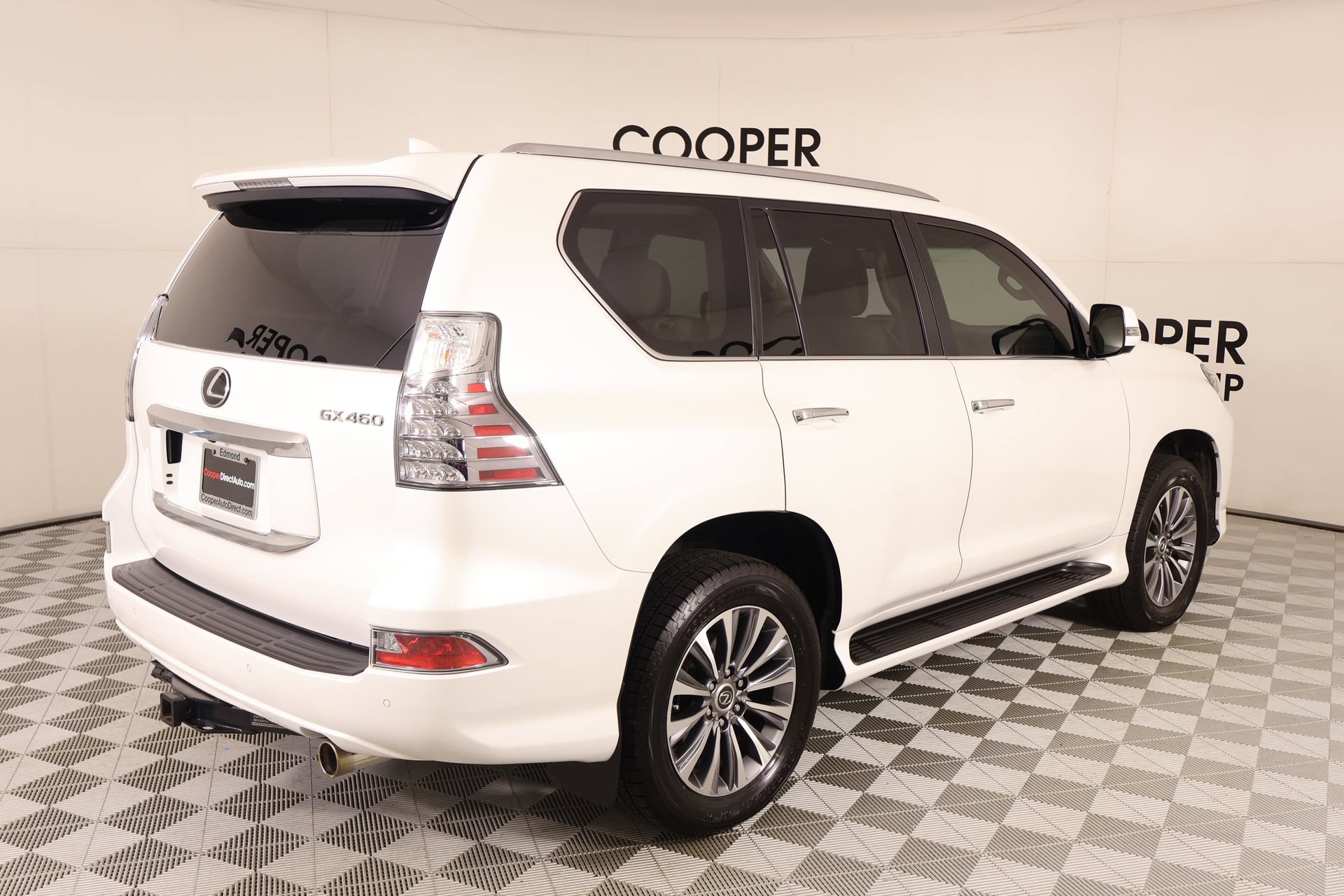 Used 2020 Lexus GX 460 Luxury w/ Off Road Package AWD/4WD image 23