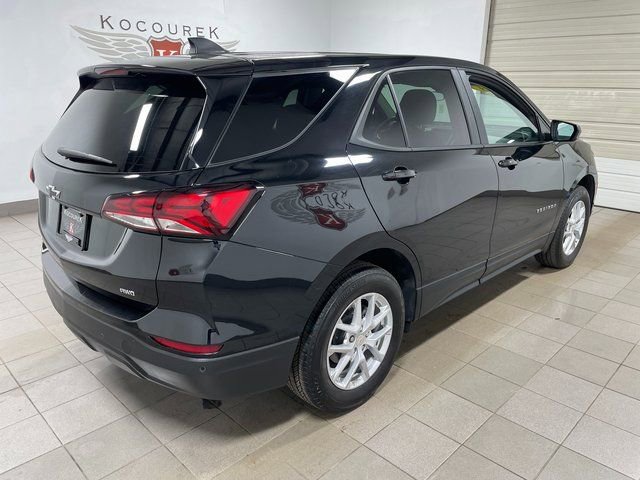 Used 2024 Chevrolet Equinox LS w/ LS Convenience Package AWD/4WD image 6