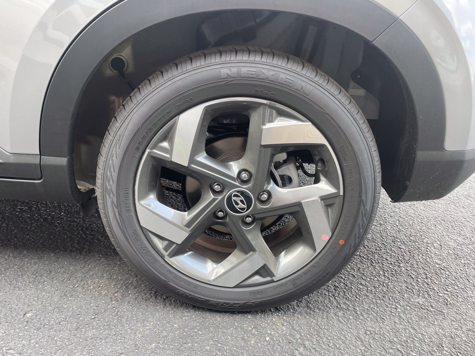 New 2026 Hyundai Venue SEL FWD image 27