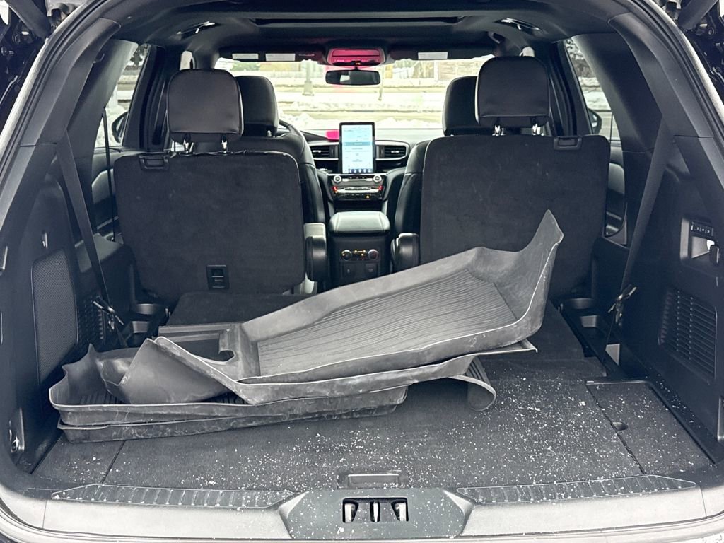 Certified 2023 Ford Explorer ST w/ Technology Package image 8