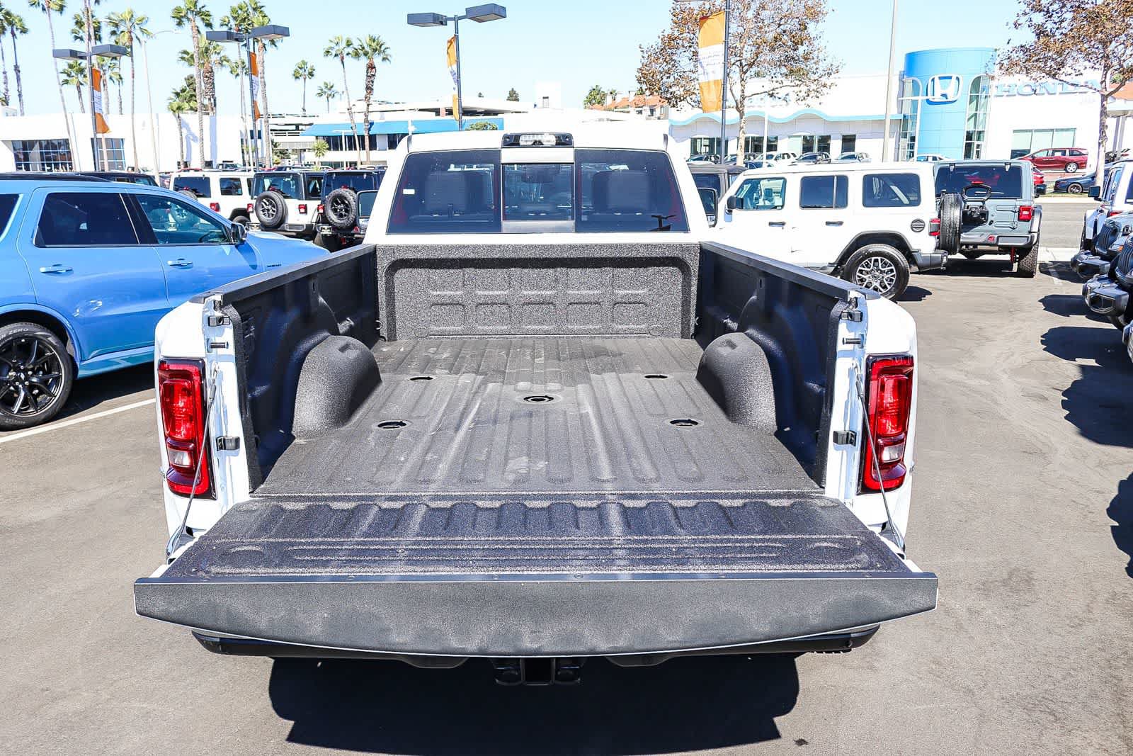 New 2027 RAM 3500 Tradesman AWD/4WD image 25