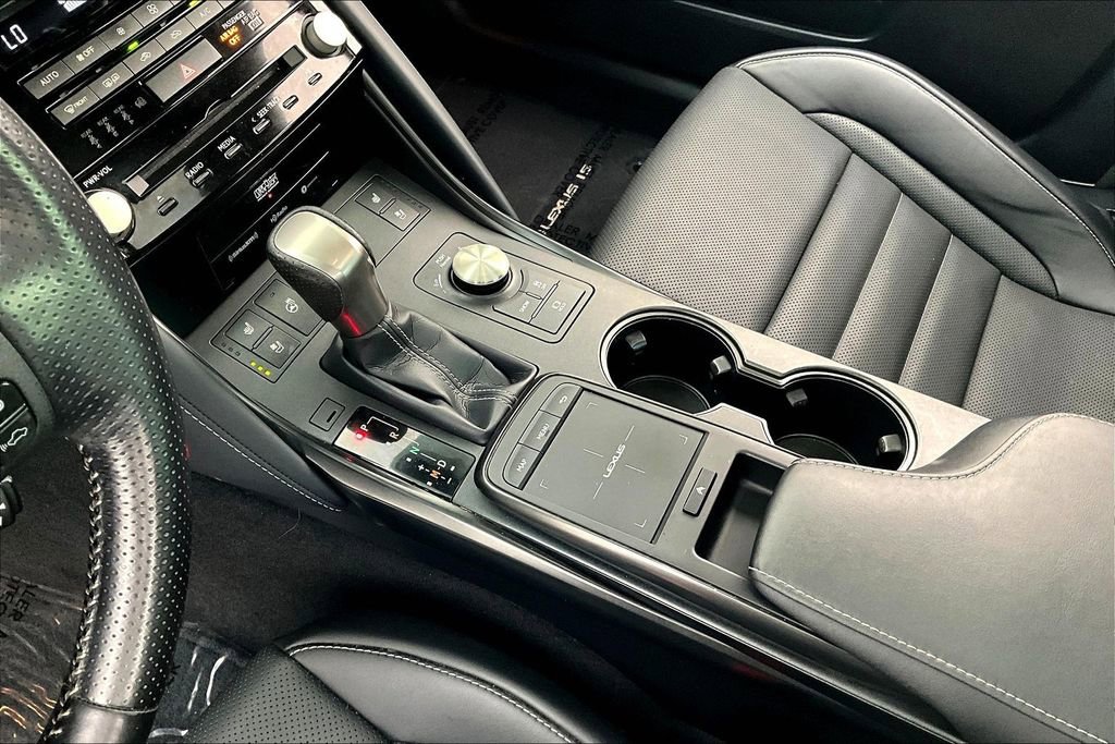 Used 2022 Lexus IS 350 F Sport image 17