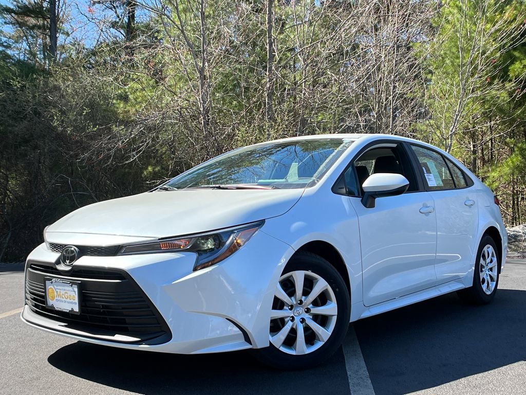 New 2026 Toyota Corolla LE FWD image 1