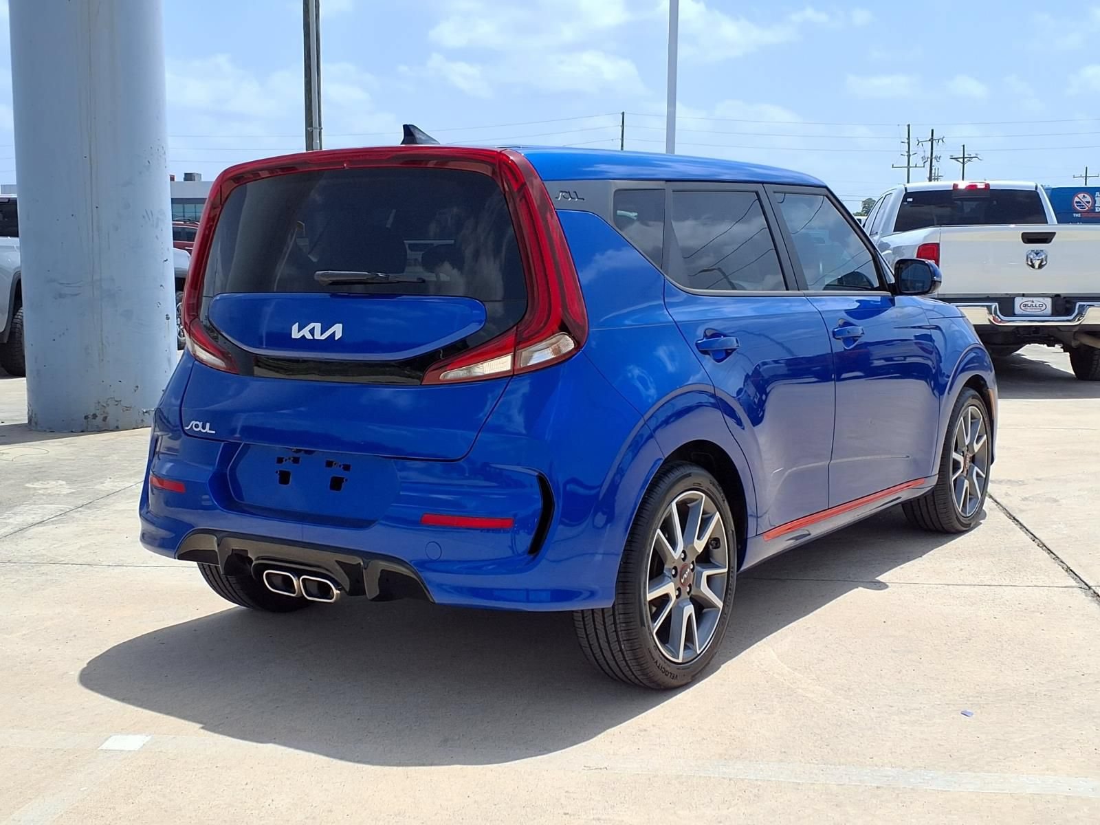 Used 2022 Kia Soul Turbo FWD image 6