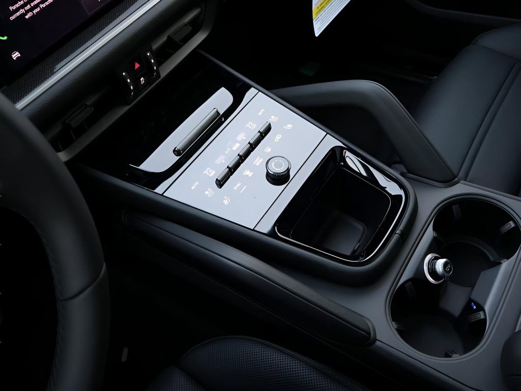 New 2026 Porsche Cayenne S AWD/4WD image 25