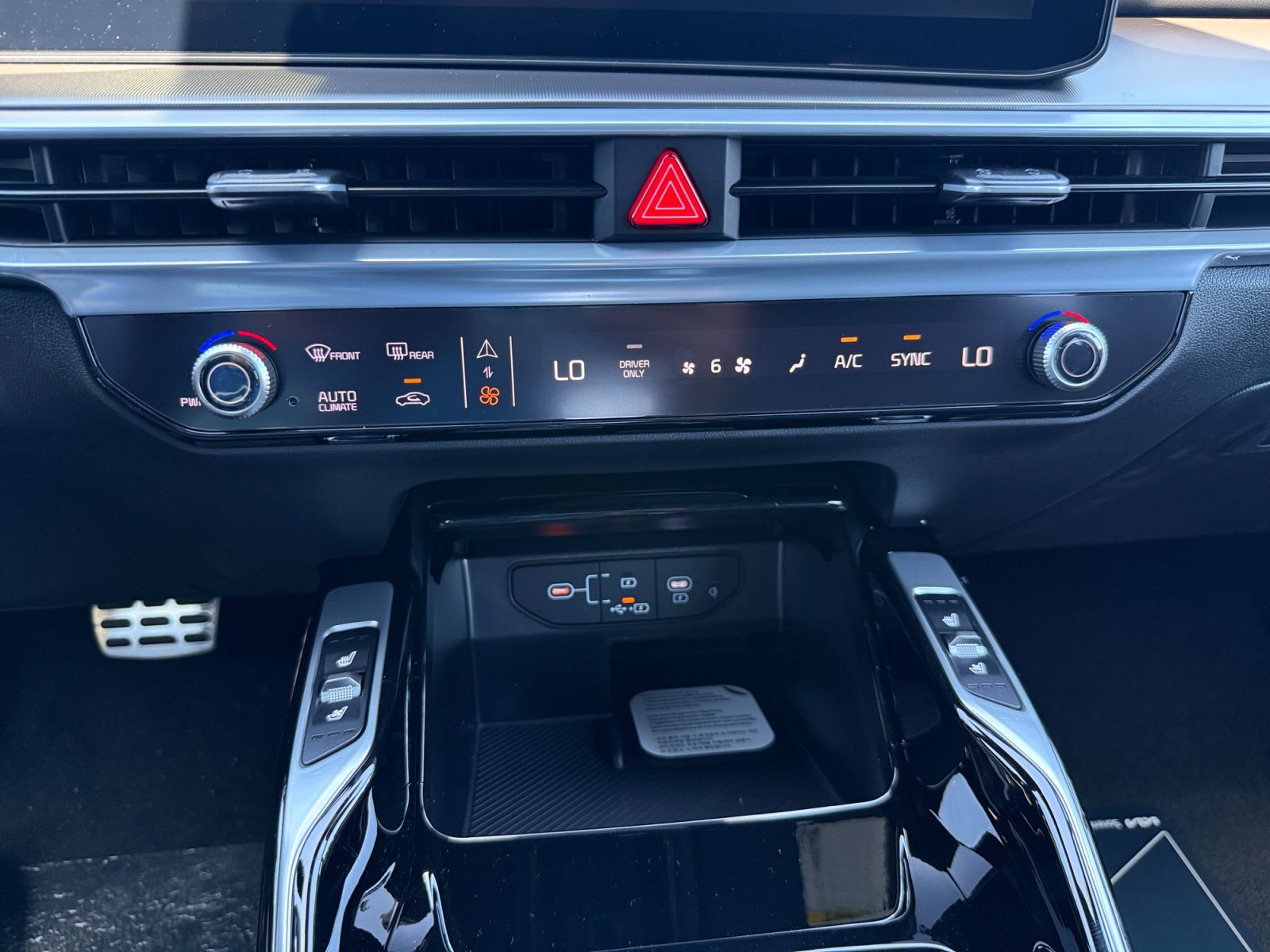New 2026 Kia Sorento SX Prestige AWD/4WD image 13