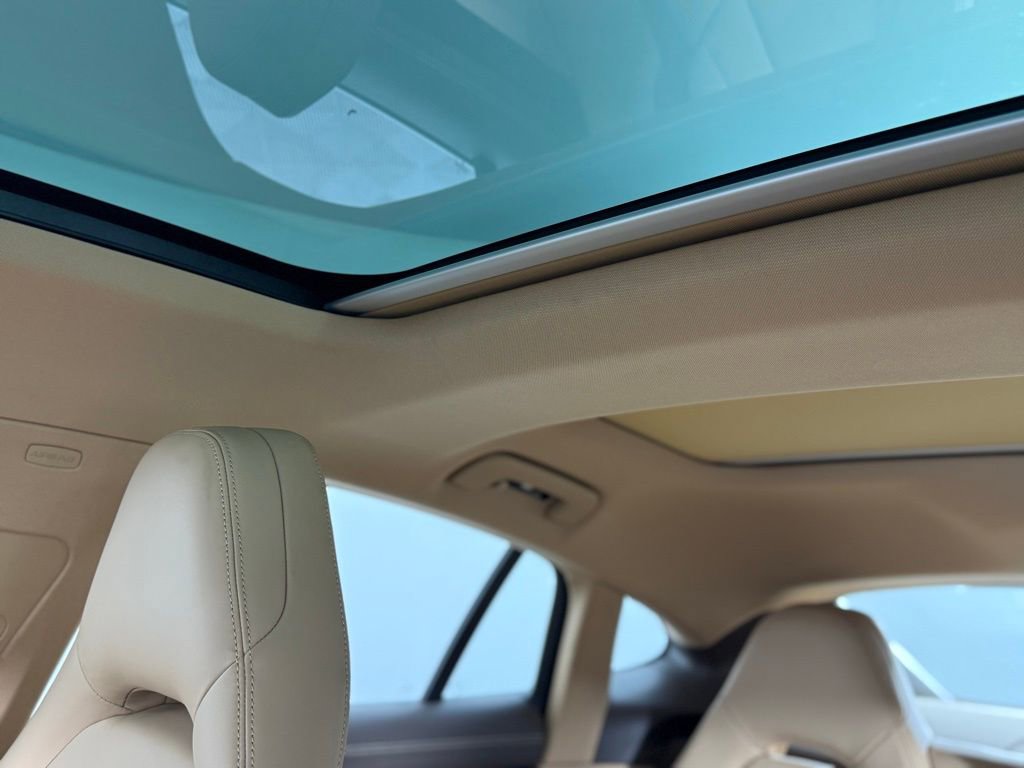 Certified 2019 Porsche Panamera 4 image 31