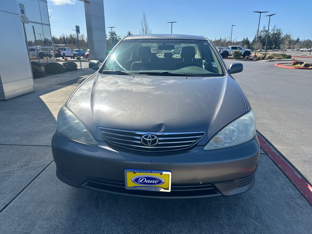 Used 2005 Toyota Camry LE FWD image 7