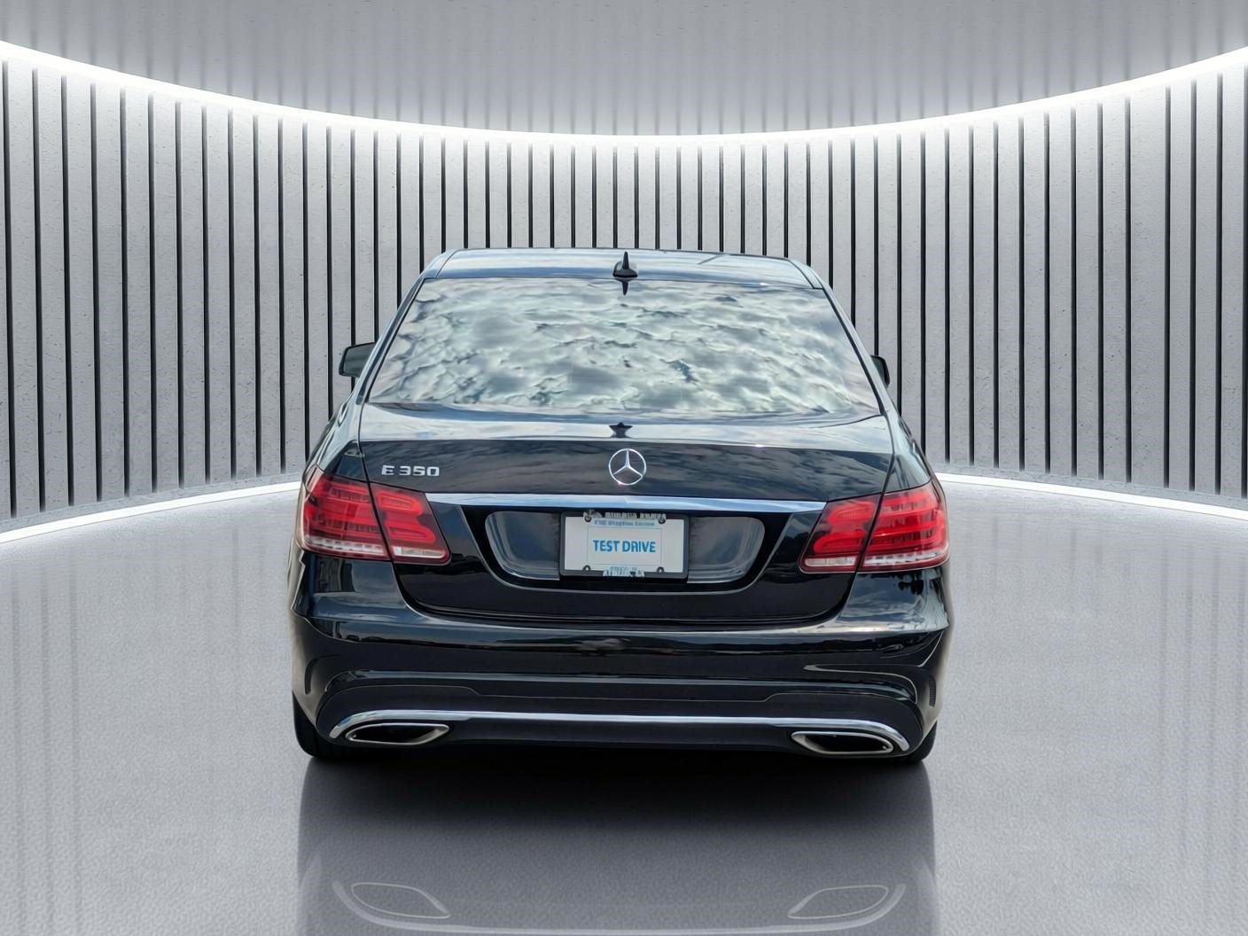 Used 2016 Mercedes-Benz E 350 Sedan image 8