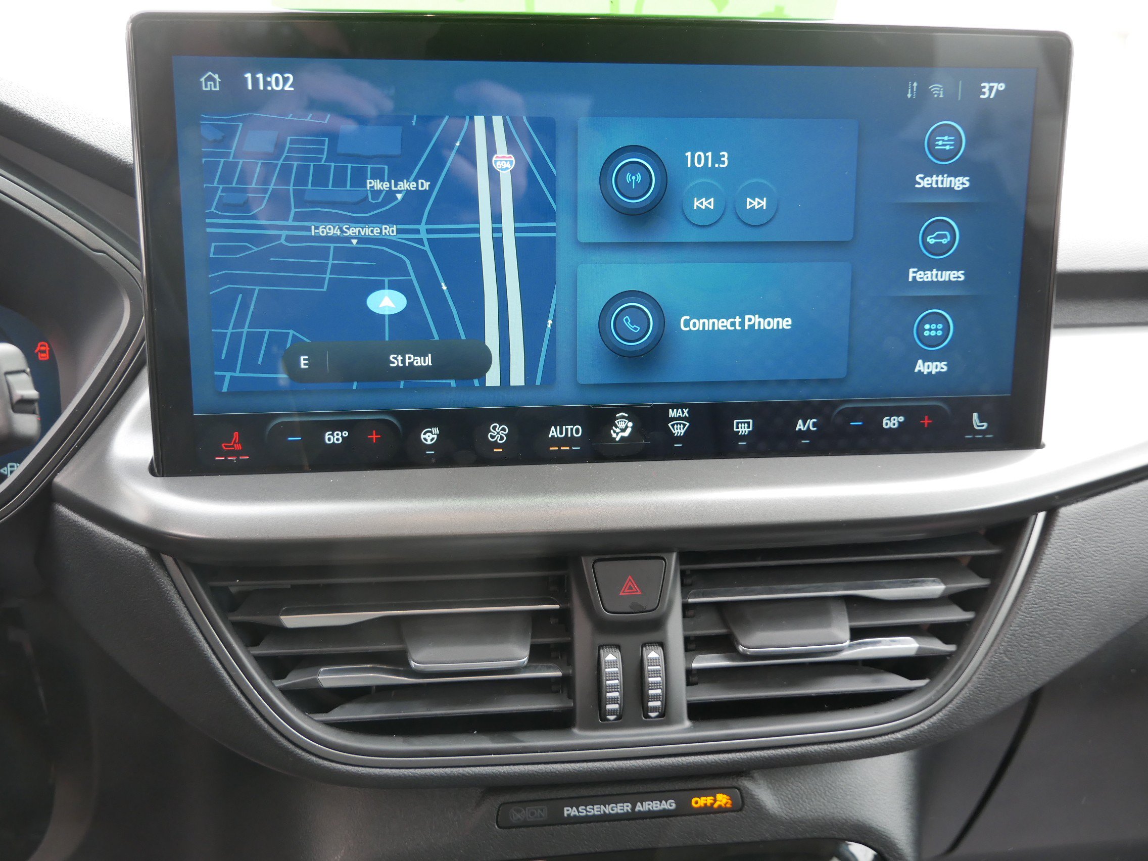 New 2025 Ford Escape Active w/ Active Premium Tech Pack AWD/4WD image 9