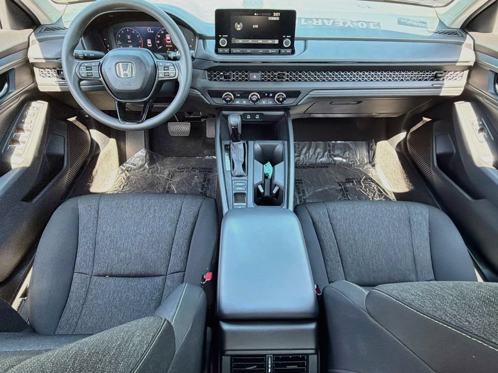 Used 2025 Honda Accord LX image 10