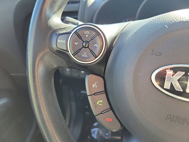 Used 2018 Kia Soul + image 17