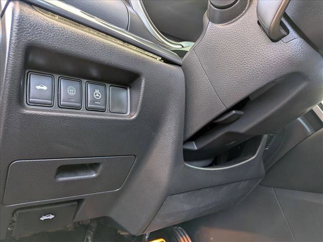 Used 2019 Nissan Maxima SR w/ Premium Package image 16