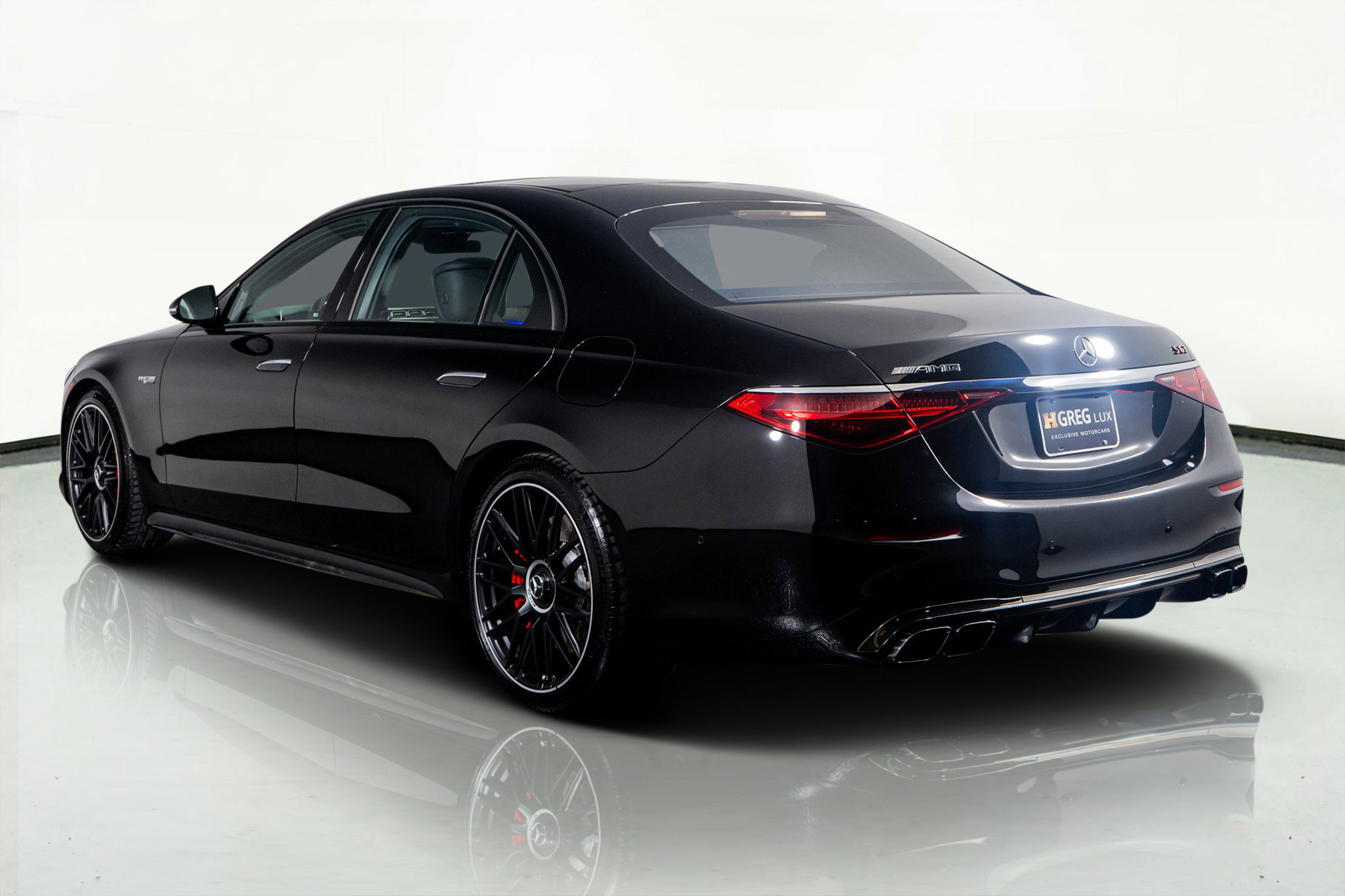 Used 2025 Mercedes-Benz S 63 AMG S w/ AMG Night Package image 15