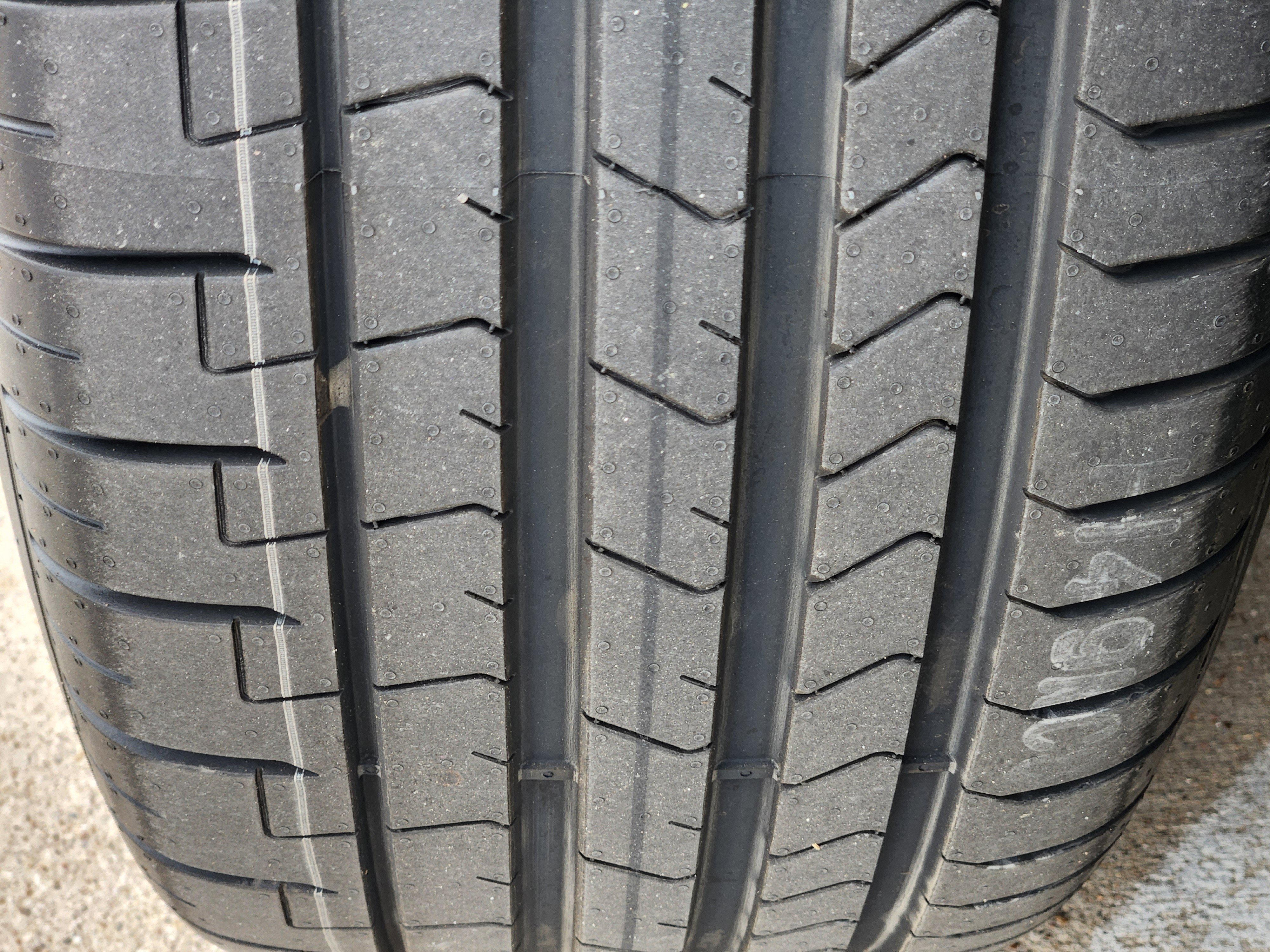 Used 2023 Mercedes-Benz EQE 350+ SUV image 11