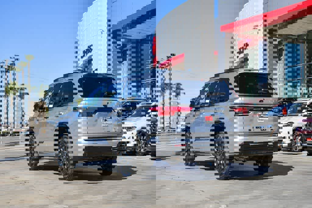 New 2026 Toyota Sequoia Platinum image 9