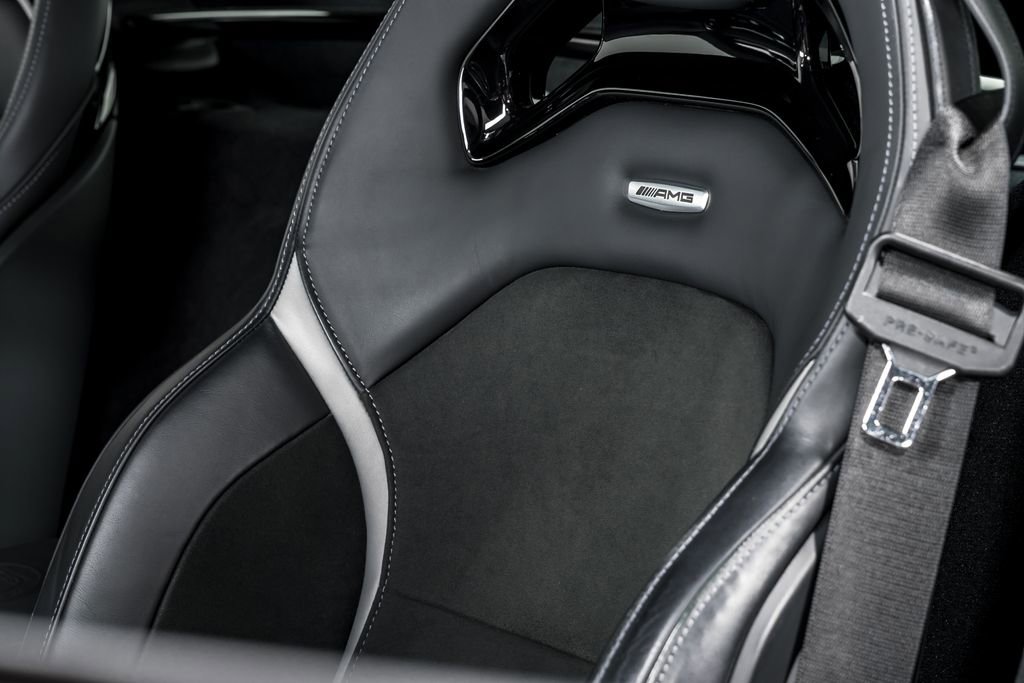 Used 2018 Mercedes-Benz AMG GT R image 18