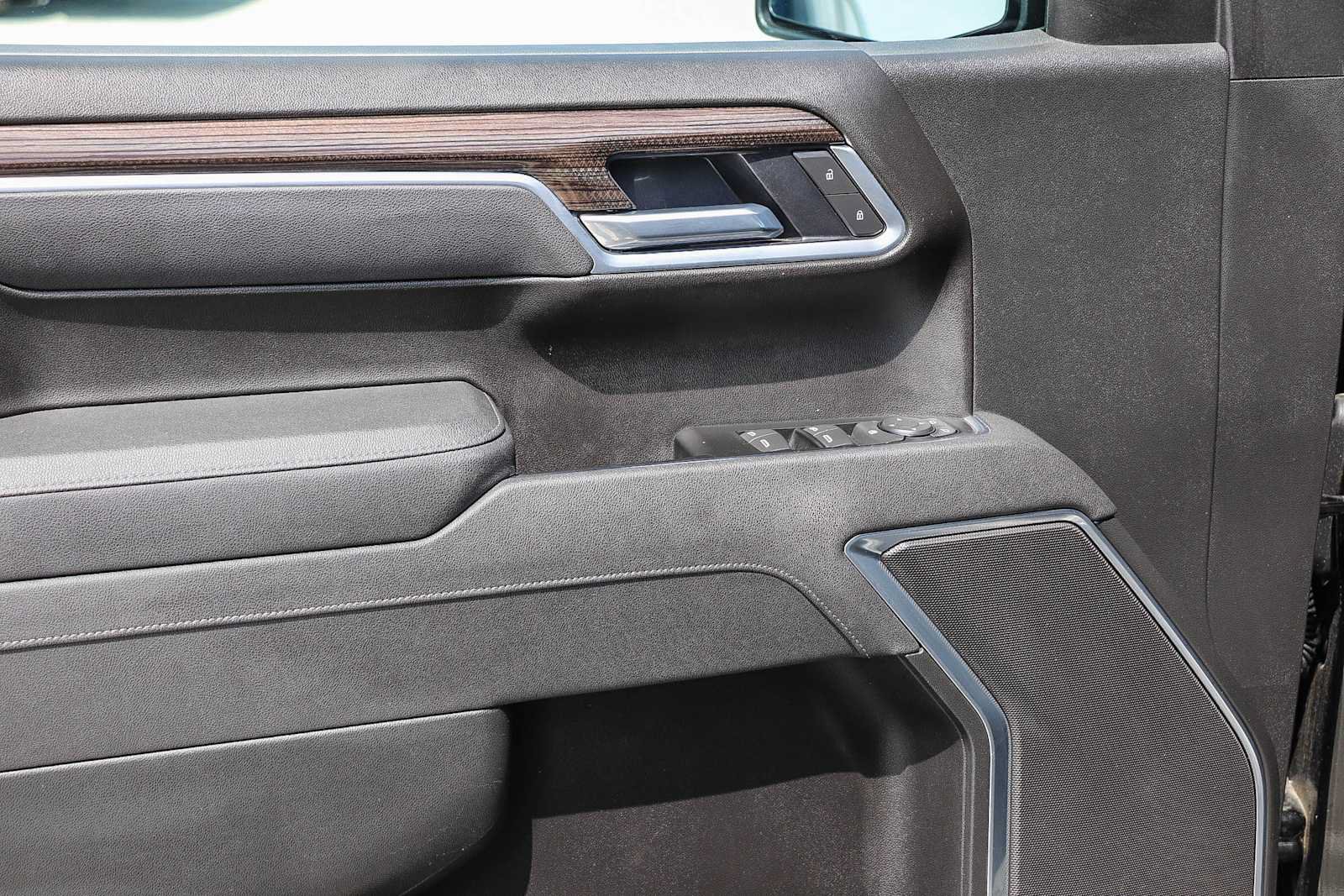 Used 2026 Chevrolet Silverado 1500 LT RWD image 17