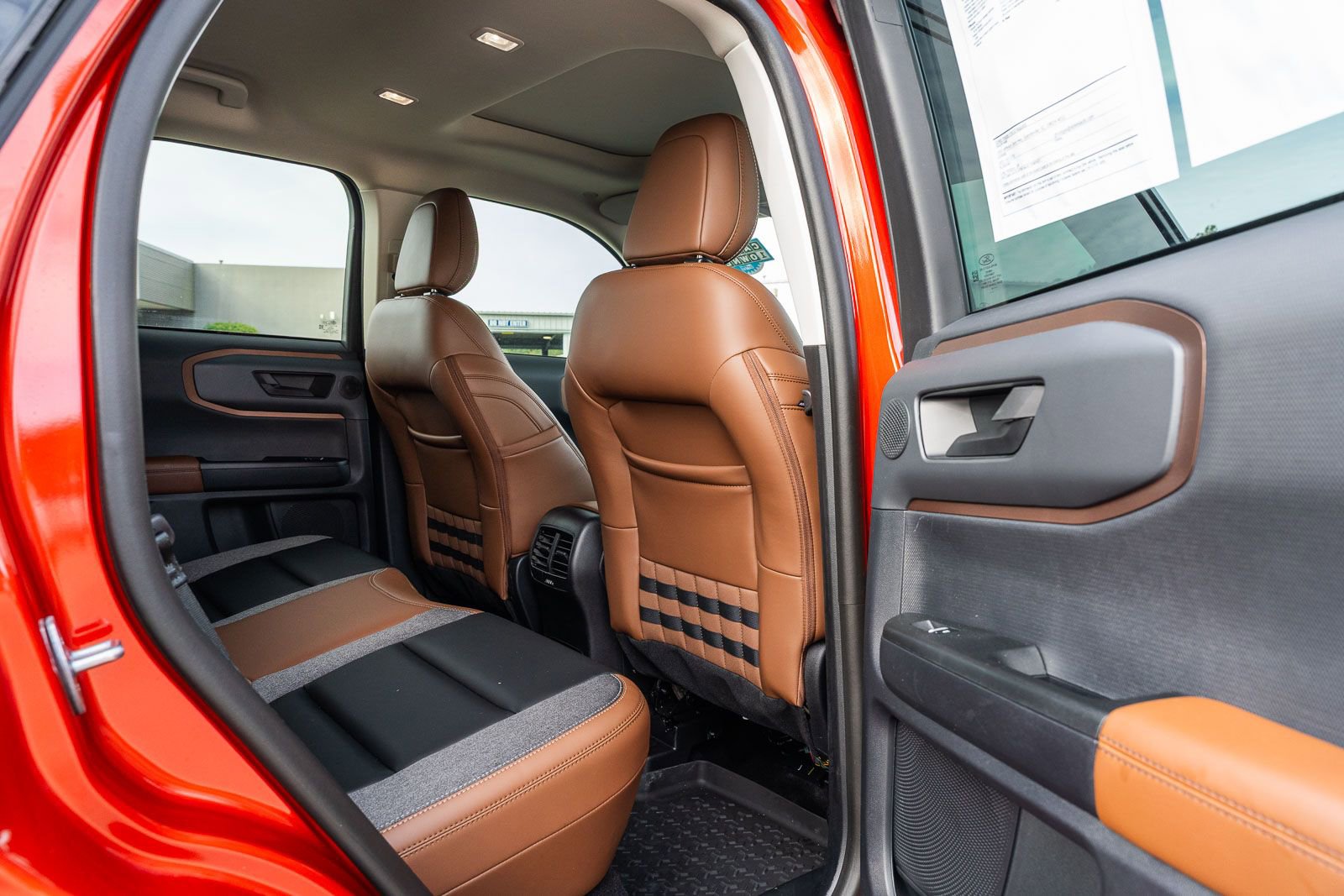 Used 2024 Ford Bronco Sport Outer Banks w/ Tech Package image 16