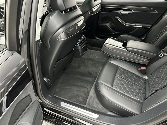 Used 2023 Audi S8 w/ S8 Executive Package image 23