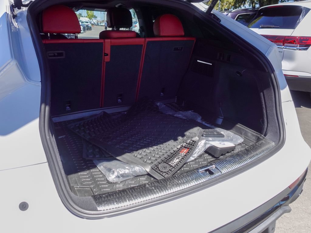Used 2023 Audi SQ5 Prestige w/ Prestige Package AWD/4WD image 27