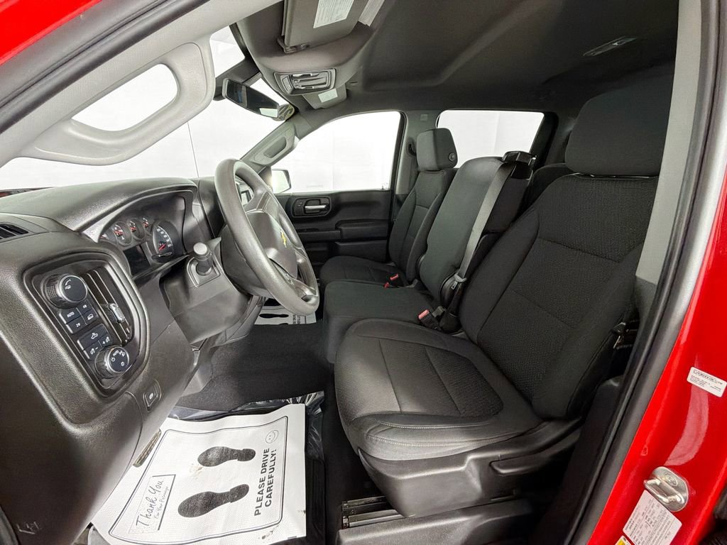 Used 2020 Chevrolet Silverado 1500 Custom w/ Custom Convenience Package AWD/4WD image 19