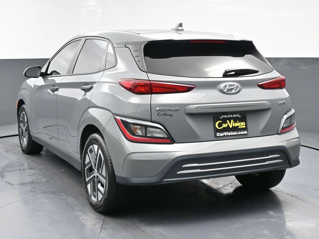 Used 2023 Hyundai Kona SE w/ Cargo Package image 7