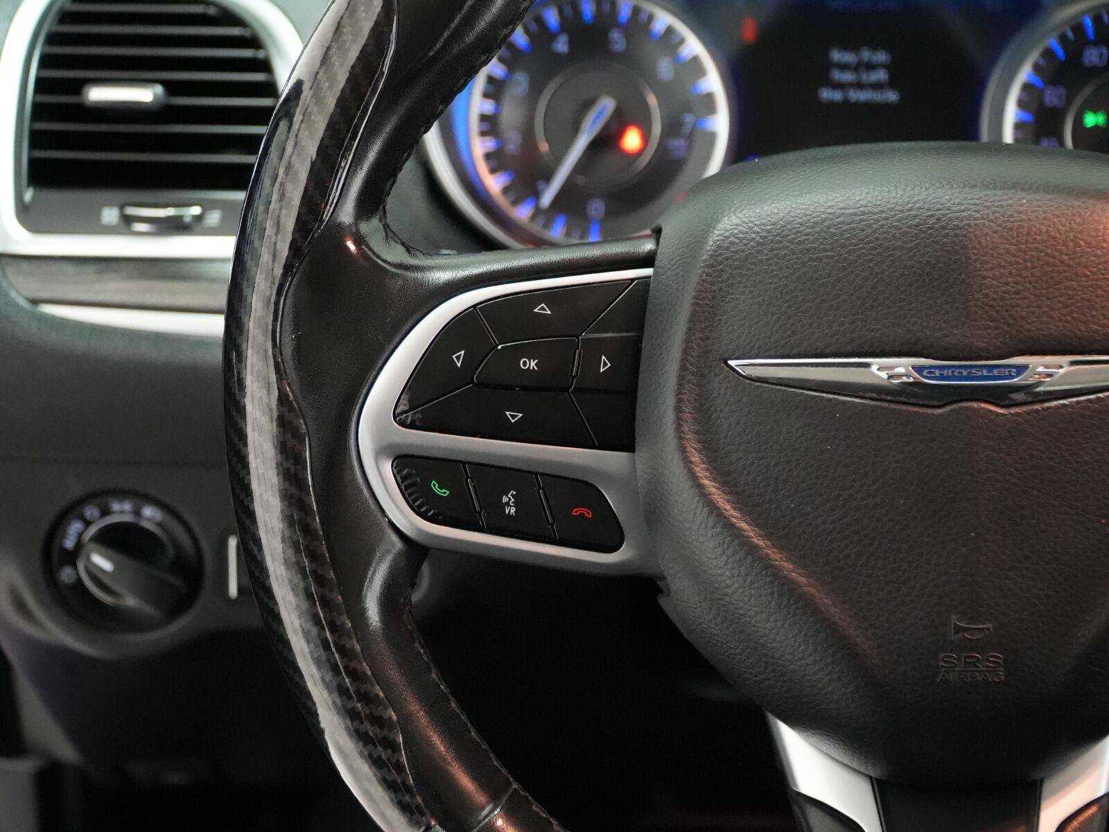 Used 2019 Chrysler 300 Touring w/ Sport Appearance Package RWD image 20