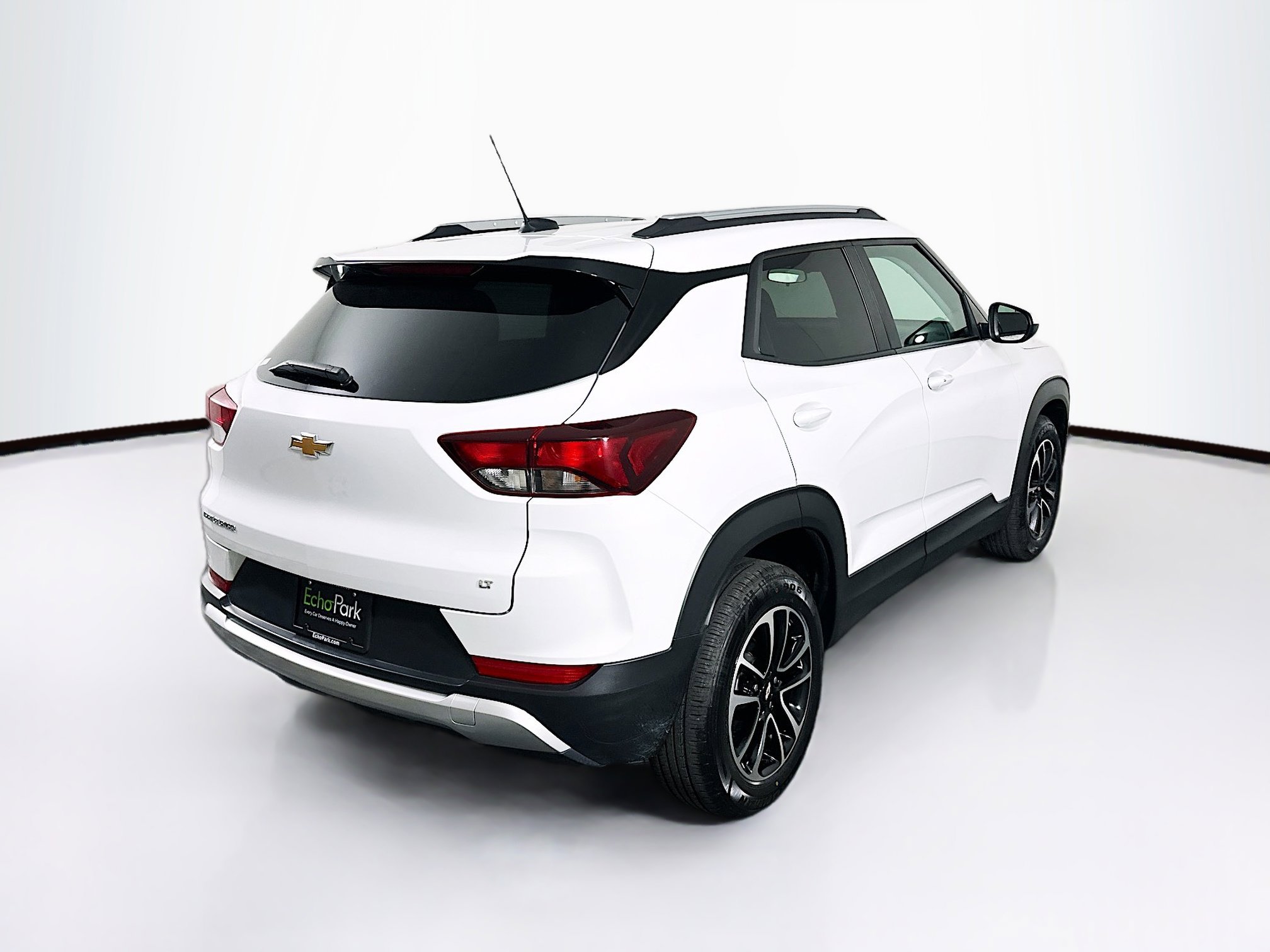 Used 2024 Chevrolet TrailBlazer LT FWD image 9