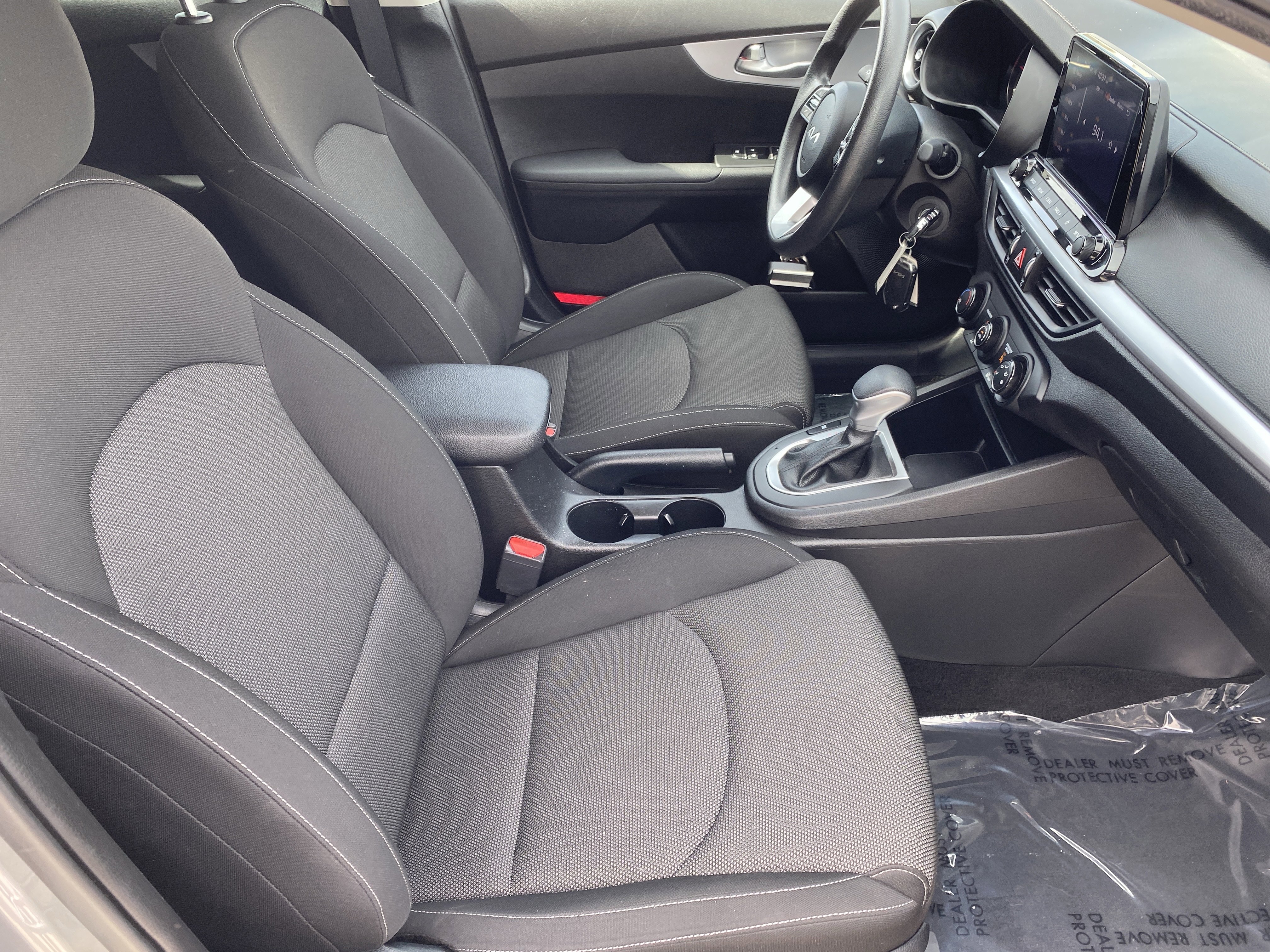 Used 2023 Kia Forte LXS image 9