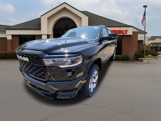 New 2025 RAM 1500 4x4 Crew Cab image 4
