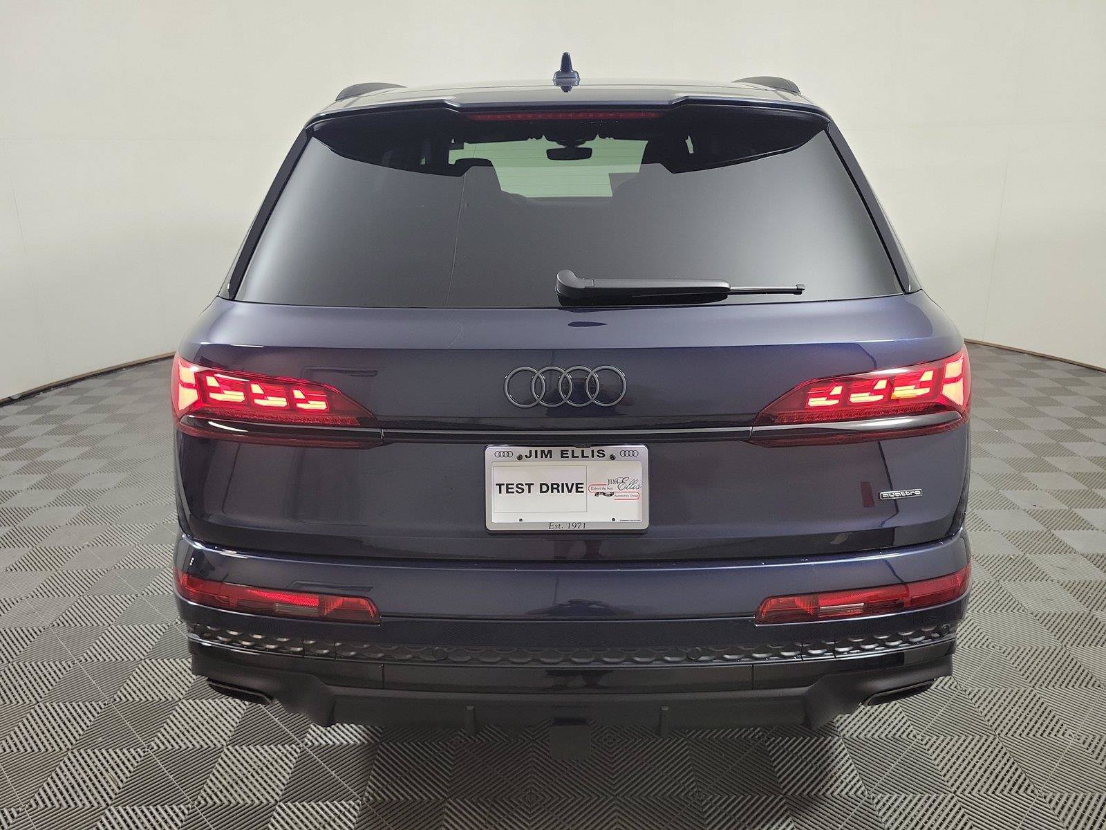 New 2026 Audi Q7 3.0T Prestige AWD/4WD image 6
