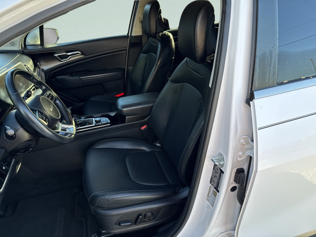 Used 2023 Kia Sportage EX FWD image 23