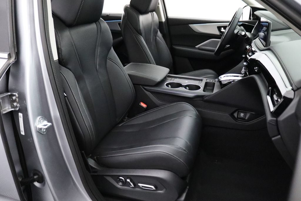 Certified 2026 Acura MDX w/ Technology Package AWD/4WD image 16