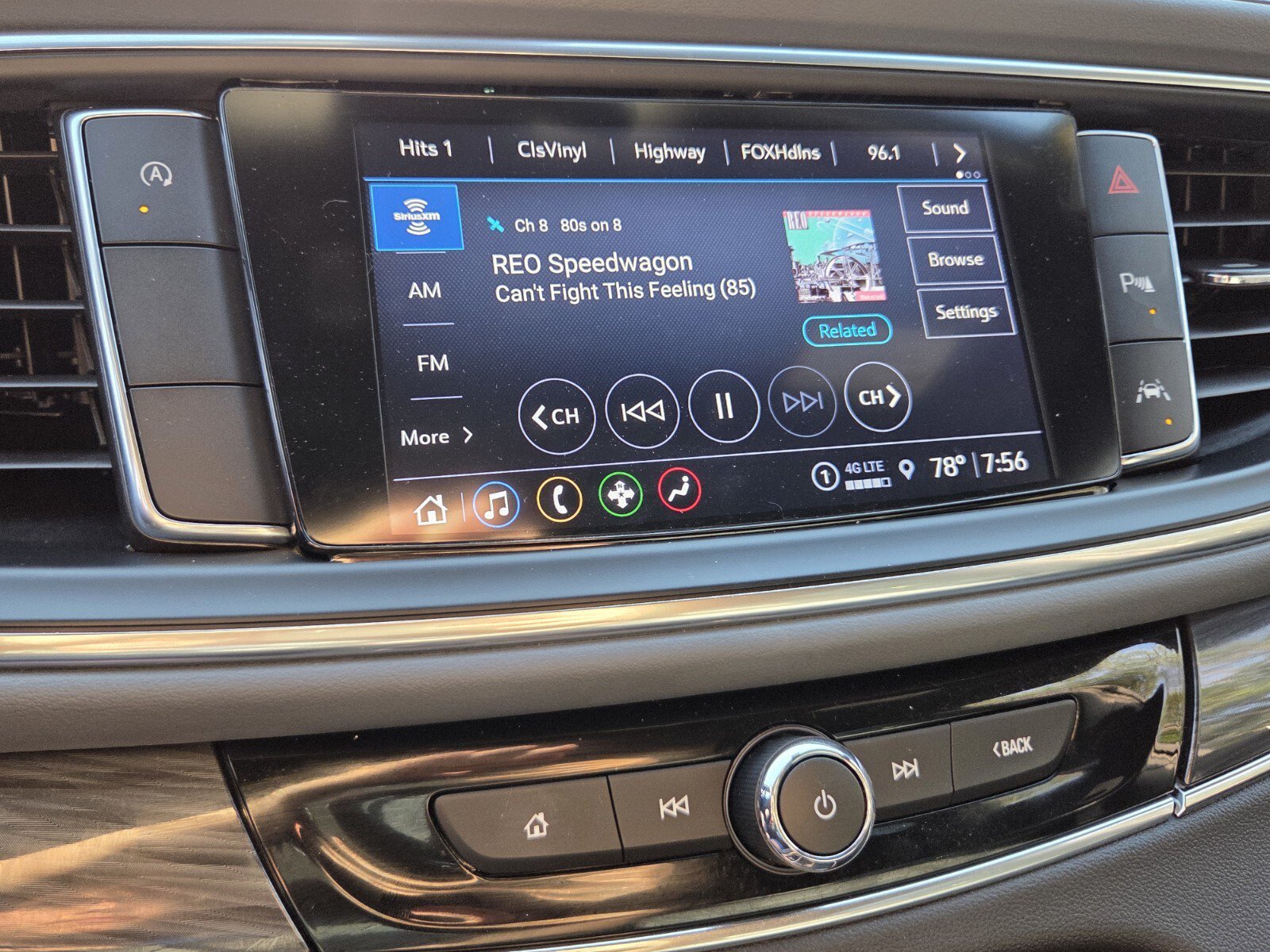 Certified 2023 Buick Enclave Essence w/ Experience Buick Package FWD image 28