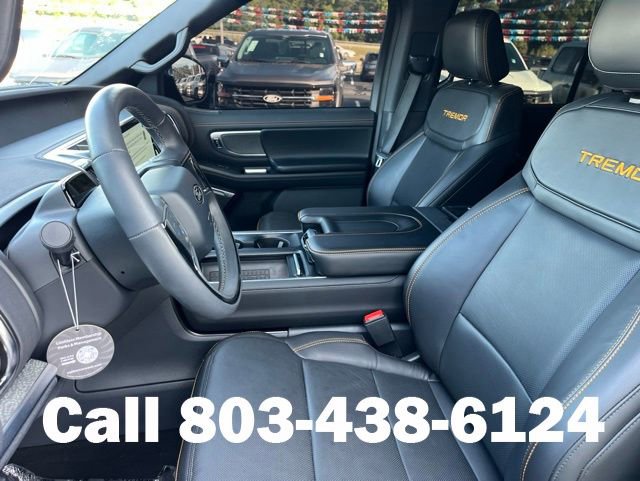 Used 2025 Ford Expedition Tremor AWD/4WD image 7
