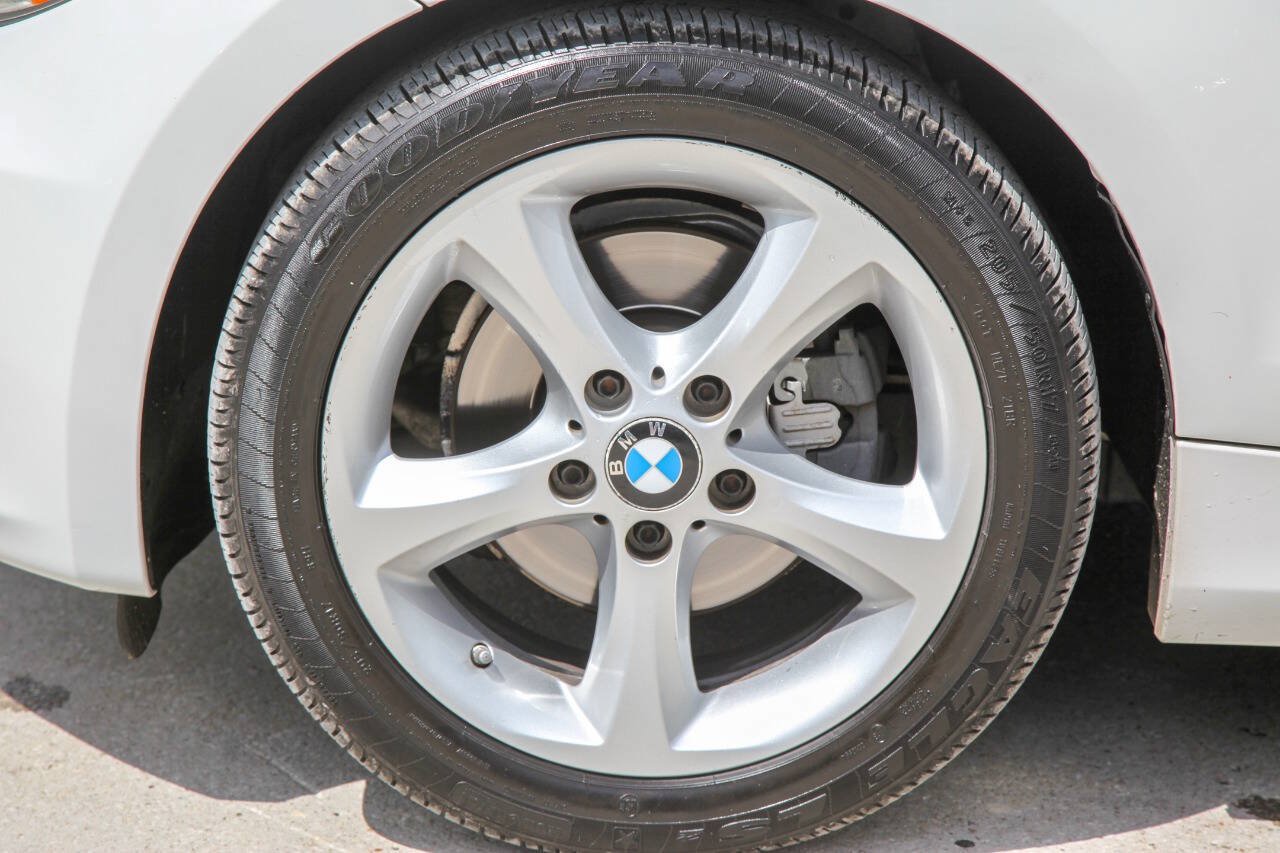 Used 2011 BMW 128i Coupe RWD image 7