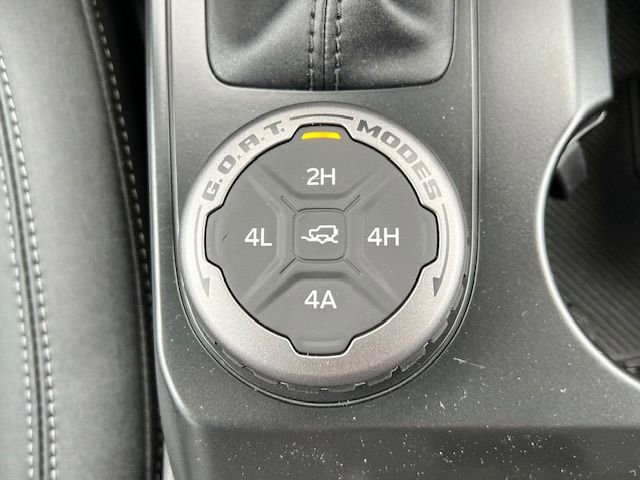 New 2025 Ford Bronco Badlands image 28