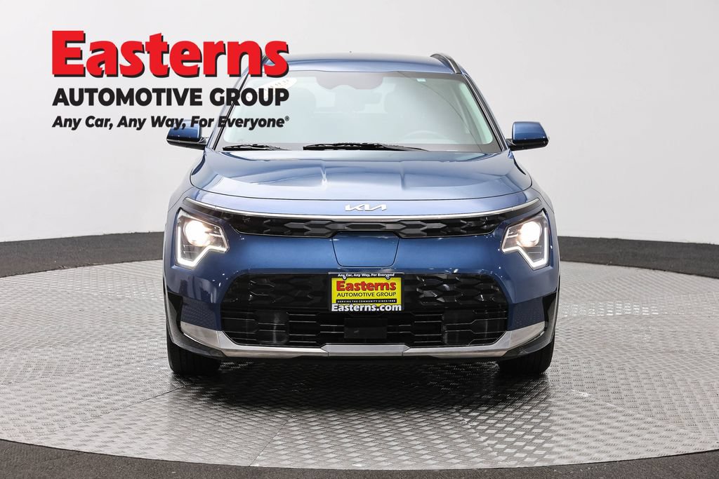 Used 2024 Kia Niro Wind w/ Wind Preserve Package FWD image 2