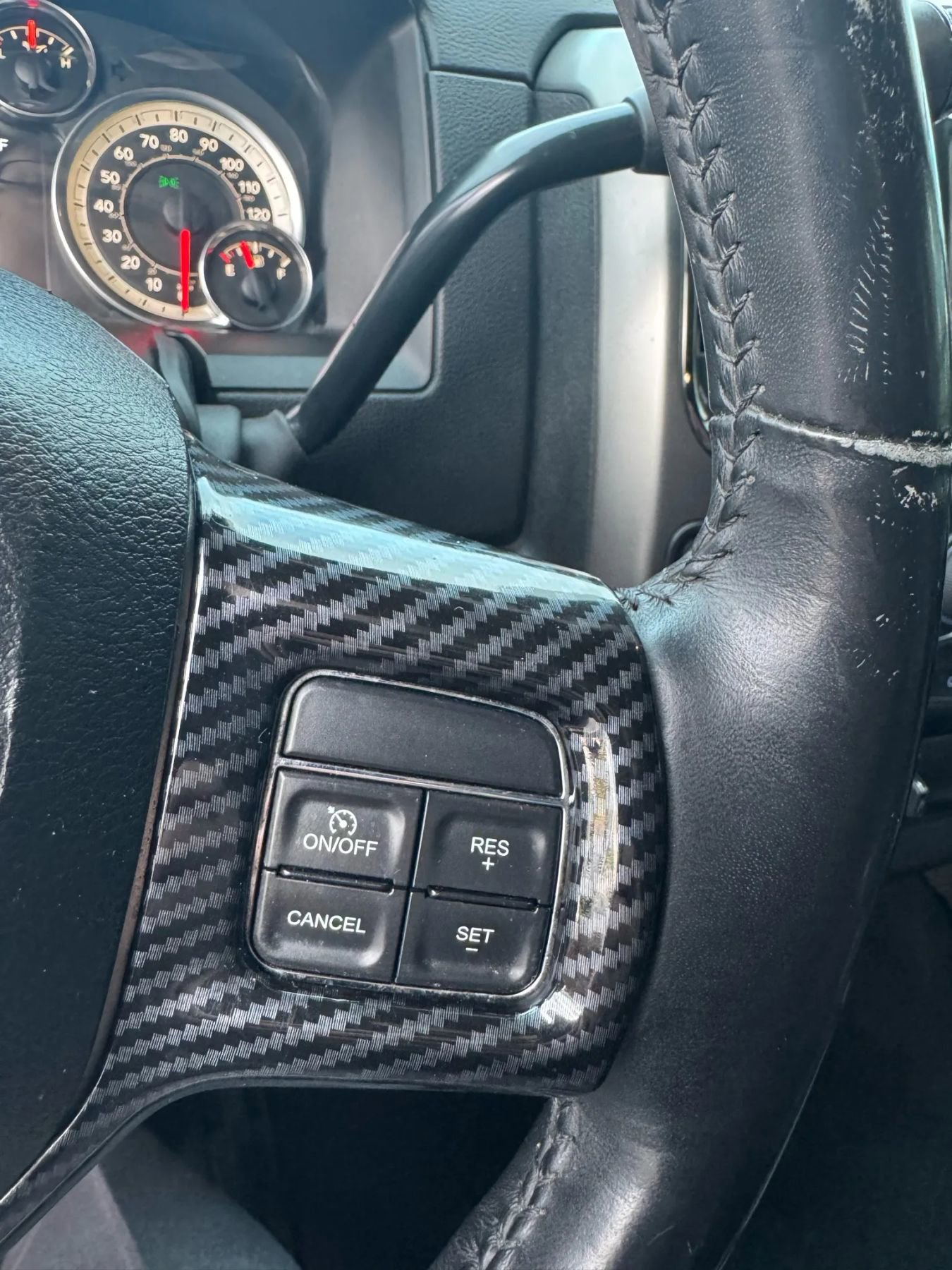 Used 2018 RAM 2500 Laramie w/ Sport Appearance Group image 41