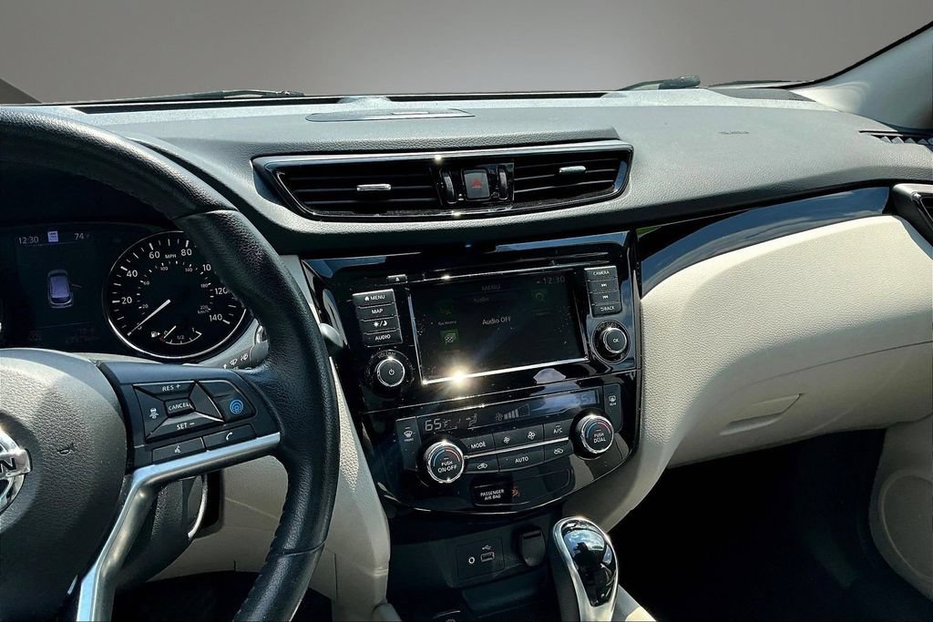 Used 2021 Nissan Rogue Sport SL w/ Premium Package AWD/4WD image 9