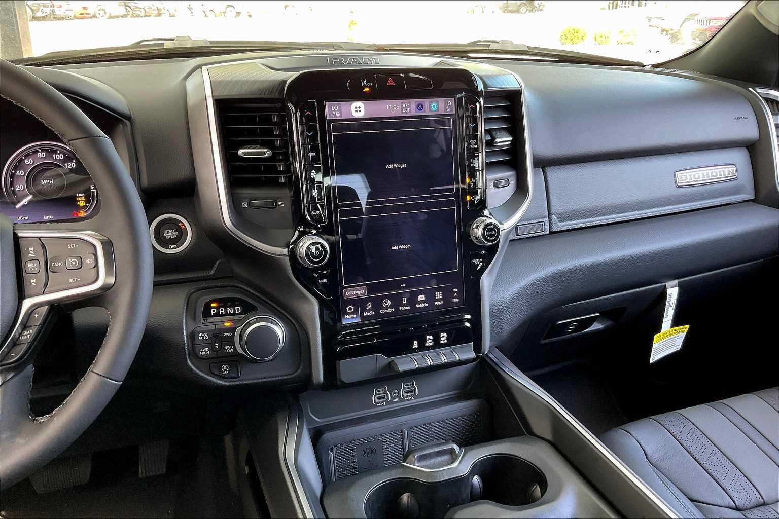 New 2025 RAM 1500 Big Horn AWD/4WD image 14