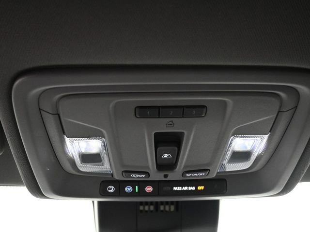 Used 2025 GMC Sierra 1500 Elevation w/ Preferred Package image 31